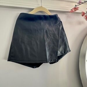 Zara, Faux Leather Skort, size 7